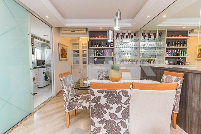 Imagem Apartamento com 2 Quartos à Venda, 73 m² em Jardim Lindóia - Porto Alegre Imagem Apartamento com 2 Quartos à Venda, 73 m² em Jardim Lindóia - Porto Alegre