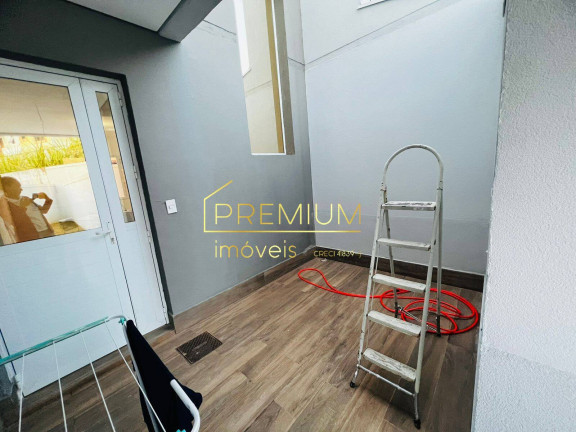 Imagem Casa com 3 Quartos à Venda, 110 m² em Horto Santo Antonio - Jundiaí