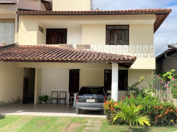 Casa com 4 Quartos para Alugar, 300 m² em Cidade Nova - Feira De Santana