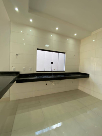 Imagem Casa com 3 Quartos à Venda, 104 m² em Loteamento Residencial Verona - Anápolis