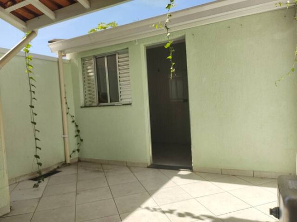 Imagem Casa com 2 Quartos para Alugar, 69 m² em Granja Viana - Cotia