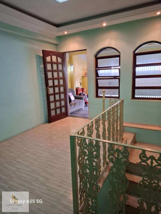 Imagem Casa com 3 Quartos à Venda, 145 m² em Helena Maria - Osasco Imagem Casa com 3 Quartos à Venda, 145 m² em Helena Maria - Osasco