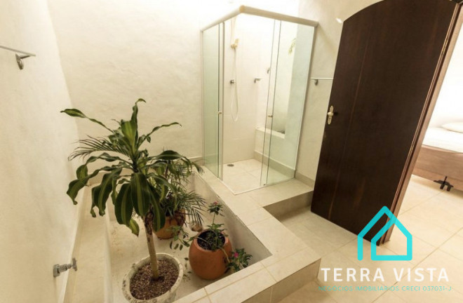 Imagem Casa com 8 Quartos à Venda, 600 m² Imagem Casa com 8 Quartos à Venda, 600 m²