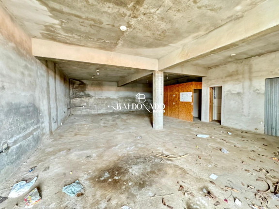 Imagem Sala Comercial à Venda, 250 m² em Centro - Extrema Imagem Sala Comercial à Venda, 250 m² em Centro - Extrema