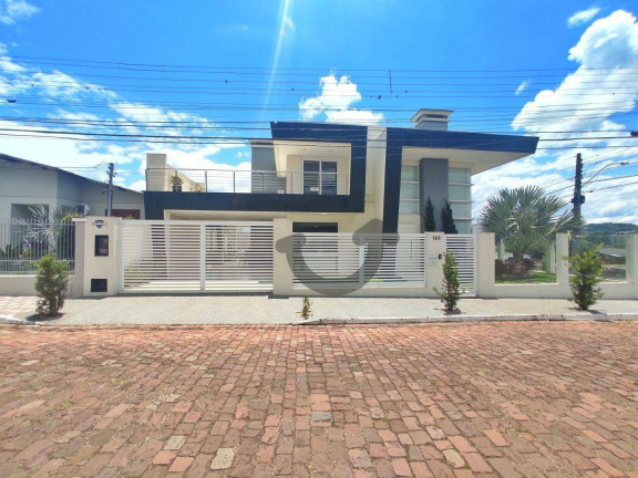 Casa com 3 Quartos à Venda, 279 m² em Goiás - Santa Cruz Do Sul
