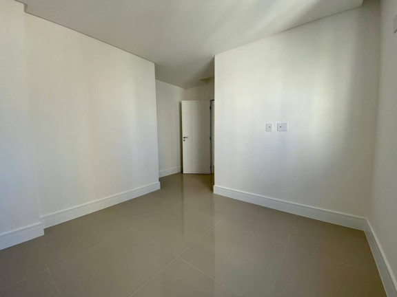Imagem Apartamento com 3 Quartos à Venda, 116 m² em Centro - Balneário Camboriú