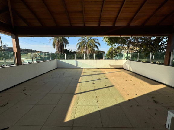 Imagem Casa com 5 Quartos à Venda, 900 m² em Condomínio Vale Do Ouro - Ribeirão Das Neves Imagem Casa com 5 Quartos à Venda, 900 m² em Condomínio Vale Do Ouro - Ribeirão Das Neves