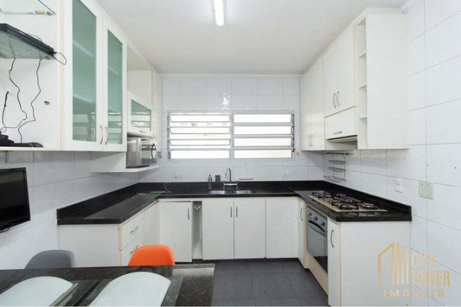Imagem Casa com 4 Quartos à Venda, 118 m² em Bosque Da Saúde - São Paulo Imagem Casa com 4 Quartos à Venda, 118 m² em Bosque Da Saúde - São Paulo
