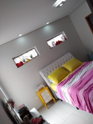 Imagem Sobrado com 4 Quartos à Venda, 196 m² em O Pequeno Coração - Itaquaquecetuba Imagem Sobrado com 4 Quartos à Venda, 196 m² em O Pequeno Coração - Itaquaquecetuba