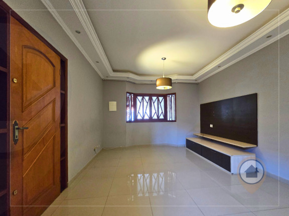 Casa com 3 Quartos à Venda, 330 m² em Jardim Vila Galvão - Guarulhos