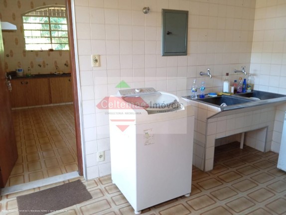 Imagem Chácara com 15 Quartos à Venda, 1.121 m² em Guedes - Tremembé
