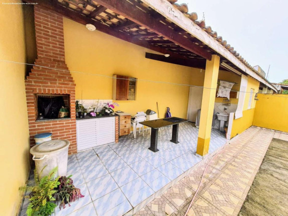 Imagem Casa com 3 Quartos à Venda, 95 m² em Estância São José - Peruíbe Imagem Casa com 3 Quartos à Venda, 95 m² em Estância São José - Peruíbe