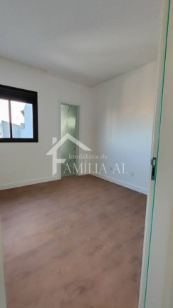 Imagem Sobrado com 3 Quartos à Venda, 191 m² em Saguaçu - Joinville