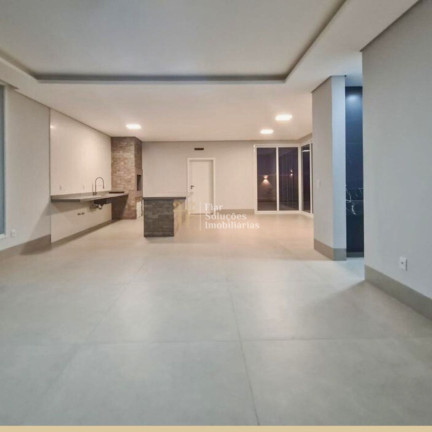 Sobrado com 3 Quartos à Venda, 281 m² em Ribeirão Do Lipa - Cuiabá