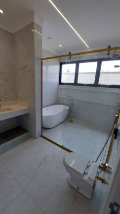 Imagem Casa com 4 Quartos à Venda, 693 m² em Condomínio Florais Itália - Cuiabá