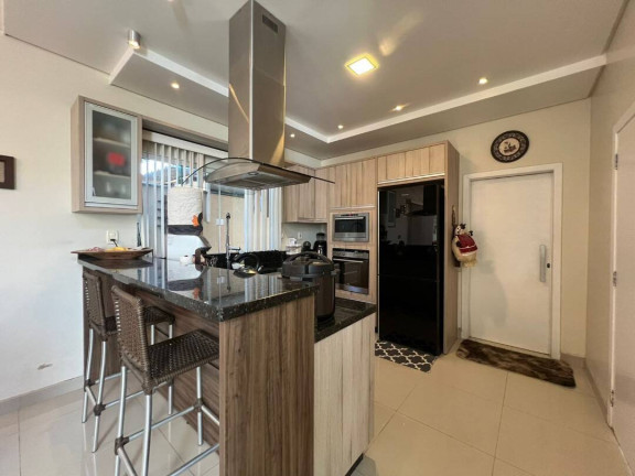 Imagem Casa com 3 Quartos à Venda, 180 m² em Centro - Balneário Barra Do Sul Imagem Casa com 3 Quartos à Venda, 180 m² em Centro - Balneário Barra Do Sul