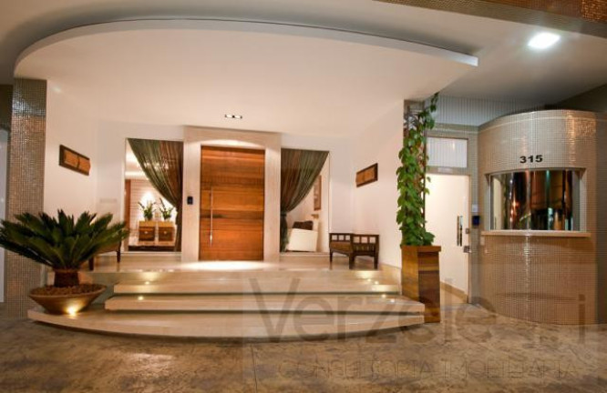 Imagem Apartamento com 3 Quartos à Venda, 130 m² em Centro - Balneário Camboriú