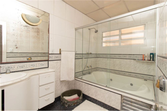 Imagem Casa com 5 Quartos à Venda,  em Planalto Paulista - São Paulo