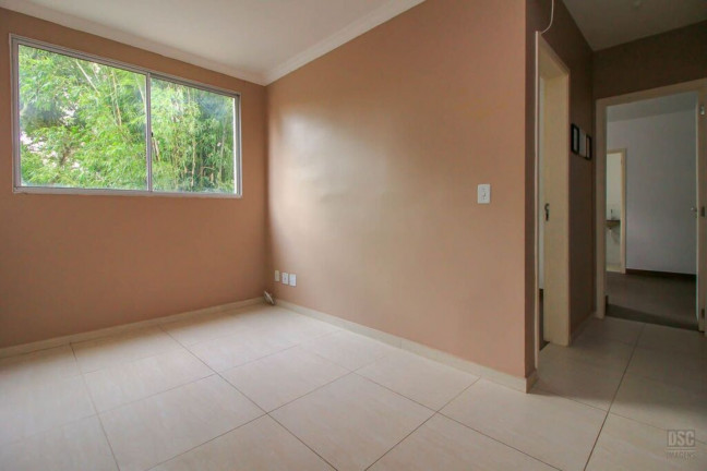 Imagem Imóvel com 2 Quartos à Venda, 52 m² em Cristal - Porto Alegre Imagem Imóvel com 2 Quartos à Venda, 52 m² em Cristal - Porto Alegre