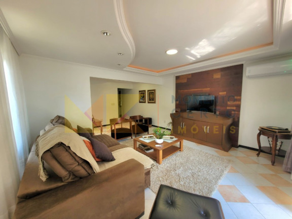 Imagem Casa com 3 Quartos à Venda, 458 m² em Vila Nova - Blumenau Imagem Casa com 3 Quartos à Venda, 458 m² em Vila Nova - Blumenau