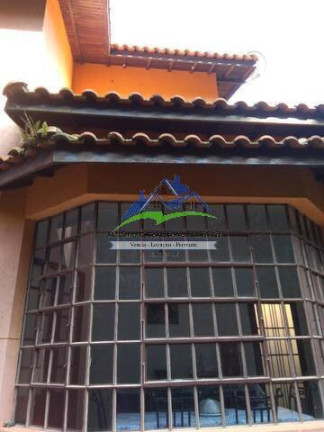 Imagem Casa com 3 Quartos à Venda, 906 m² em Parque Petrópolis - Mairiporã Imagem Casa com 3 Quartos à Venda, 906 m² em Parque Petrópolis - Mairiporã
