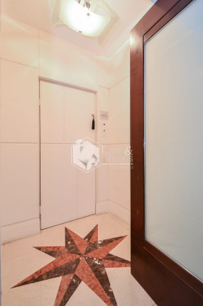 Imagem Imóvel com 3 Quartos à Venda, 370 m² em Morumbi - São Paulo Imagem Imóvel com 3 Quartos à Venda, 370 m² em Morumbi - São Paulo