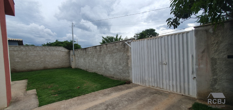 Imagem Casa com 3 Quartos à Venda,  em Fernão Dias - Esmeraldas