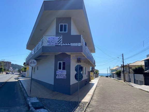 Apartamento com 3 Quartos à Venda, 326 m² em Centro - Penha