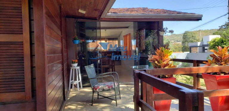 Imagem Casa com 4 Quartos à Venda, 350 m² em Setor Habitacional Jardim Botânico - Brasília