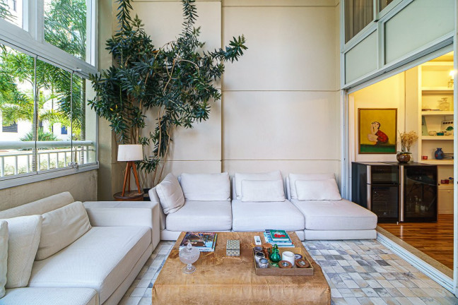 Apartamento com 1 Quarto à Venda, 81 m² em Vila Nova Conceição - São Paulo