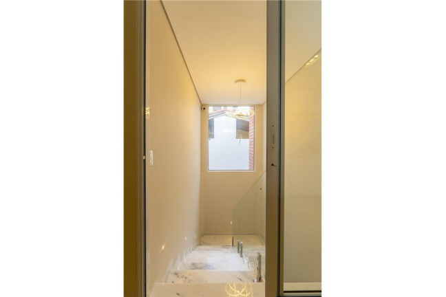 Imagem Casa com 3 Quartos à Venda, em Morumbi - São Paulo Imagem Casa com 3 Quartos à Venda, em Morumbi - São Paulo