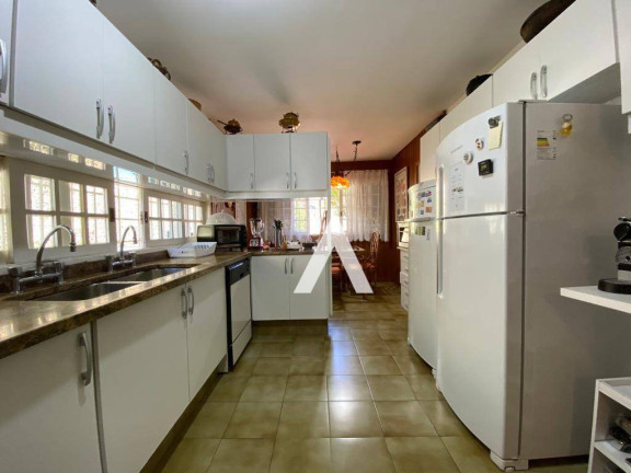 Imagem Casa com 4 Quartos à Venda, 373 m² em Quebra Frascos - Teresópolis