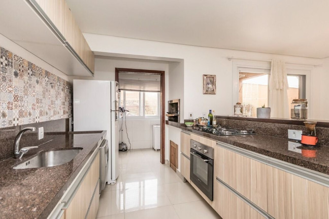 Imagem Casa de Condomínio com 3 Quartos à Venda, 180 m² em Mário Quintana - Porto Alegre