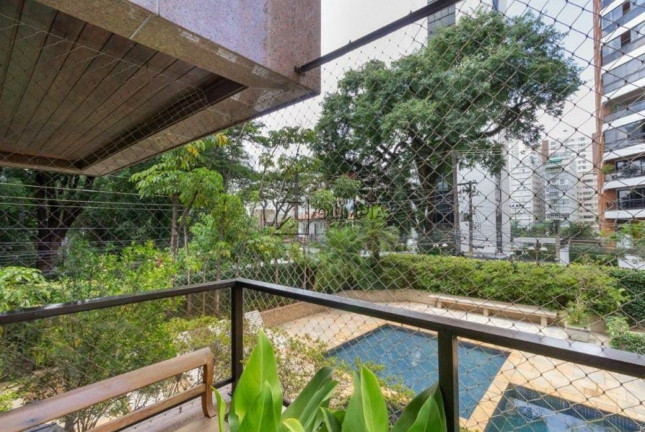 Foto do imóvel Apartamento com 3 Quartos à Venda, 190 m² em Higienópolis - São Paulo Foto do imóvel Apartamento com 3 Quartos à Venda, 190 m² em Higienópolis - São Paulo