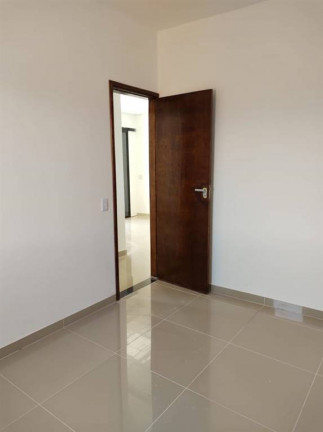 Imagem Casa com 1 Quarto à Venda, 29 m² em Maracanã - Praia Grande Imagem Casa com 1 Quarto à Venda, 29 m² em Maracanã - Praia Grande