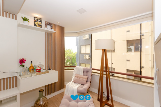 Imagem Imóvel com 3 Quartos à Venda, 127 m² em Petrópolis - Porto Alegre