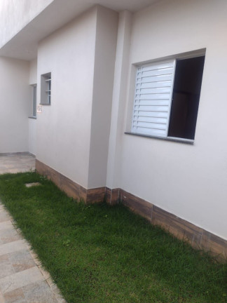 Imagem Casa com 2 Quartos à Venda, 50 m² Imagem Casa com 2 Quartos à Venda, 50 m²
