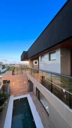 Imagem Casa com 4 Quartos à Venda, 339 m² em Cidade Alpha - Eusébio Imagem Casa com 4 Quartos à Venda, 339 m² em Cidade Alpha - Eusébio