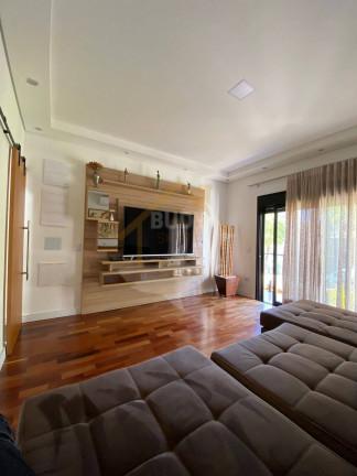 Imagem Casa com 5 Quartos à Venda, 530 m² em Alphaville - Santana De Parnaíba Imagem Casa com 5 Quartos à Venda, 530 m² em Alphaville - Santana De Parnaíba