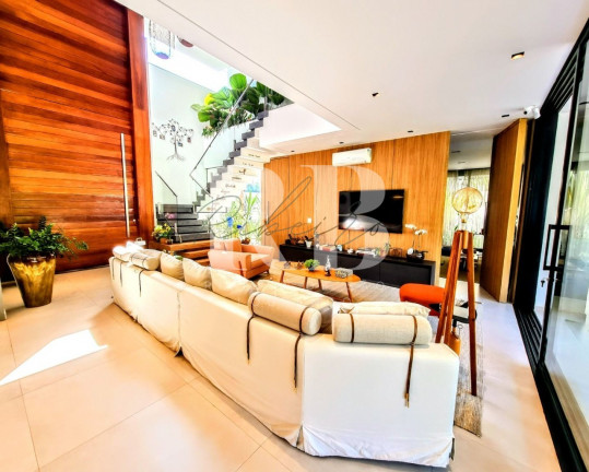 Imagem Imóvel com 5 Quartos à Venda,  em Riviera - Bertioga