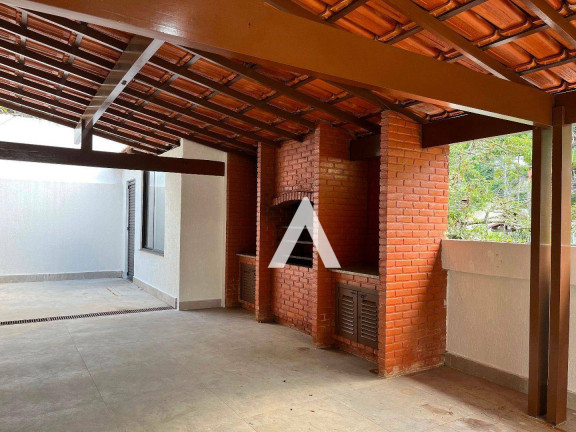 Imagem Casa com 4 Quartos à Venda, 197 m² em Alto - Teresópolis Imagem Casa com 4 Quartos à Venda, 197 m² em Alto - Teresópolis