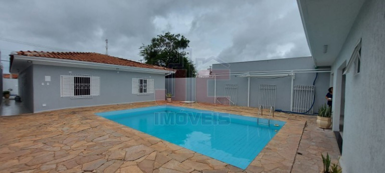 Imagem Casa com 3 Quartos à Venda,  em Marilia - Ribeirão Preto