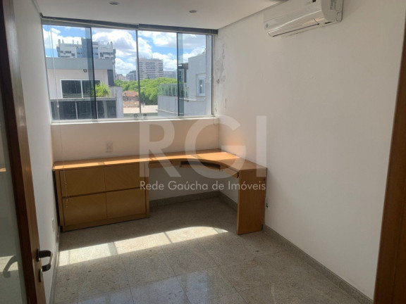 Imagem Sala Comercial à Venda, 111 m² em Floresta - Porto Alegre Imagem Sala Comercial à Venda, 111 m² em Floresta - Porto Alegre