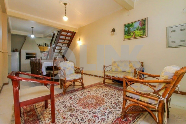 Imagem Casa com 5 Quartos à Venda, 192 m² em Passo Da Areia - Porto Alegre