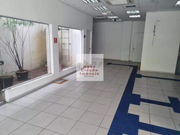 Imóvel com 2 Quartos à Venda, 375 m² em Moema - São Paulo