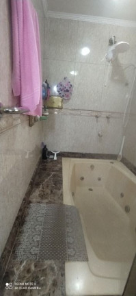 Imagem Casa com 3 Quartos à Venda, 185 m² em Campo Grande - Santos