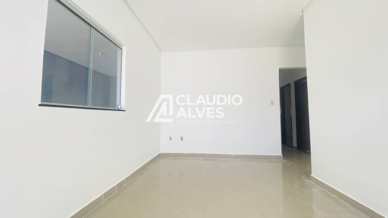 Imagem Casa com 5 Quartos à Venda, 300 m² em Conceição - Feira De Santana