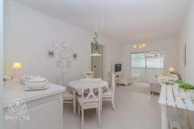Imagem Apartamento com 2 Quartos à Venda, 81 m² em Centro - Balneário Camboriú