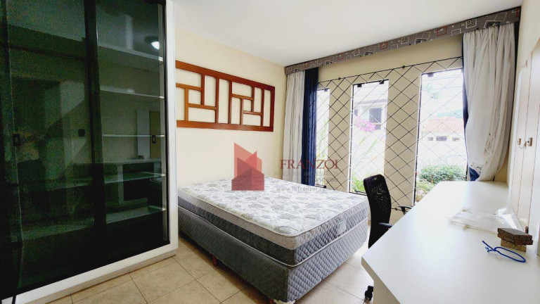 Imagem Casa com 3 Quartos à Venda, 245 m² em Dom Bosco - Itajaí Imagem Casa com 3 Quartos à Venda, 245 m² em Dom Bosco - Itajaí