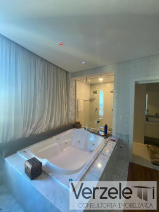 Imagem Apartamento com 4 Quartos à Venda, 280 m² em Centro - Balneário Camboriú Imagem Apartamento com 4 Quartos à Venda, 280 m² em Centro - Balneário Camboriú